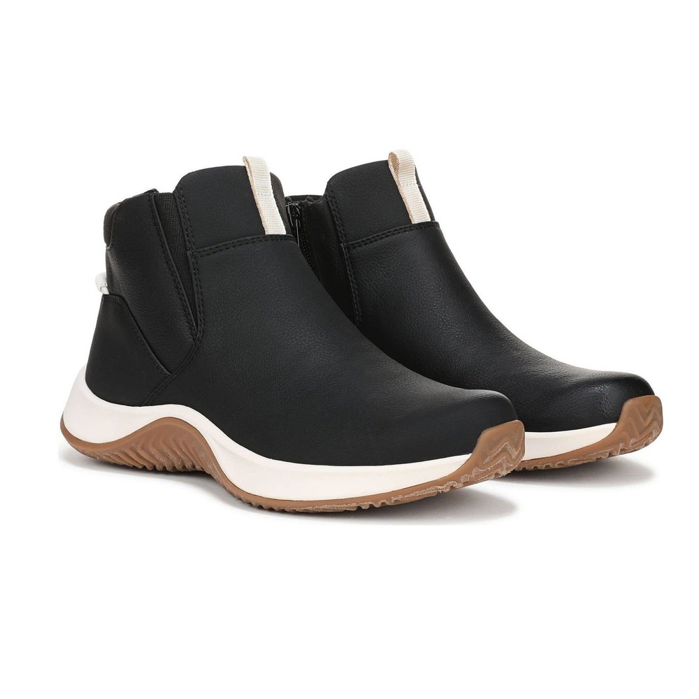 Rykä Embrace Water Repellent Women's Black Sneaker Bootie Size 6 Wide Sporty